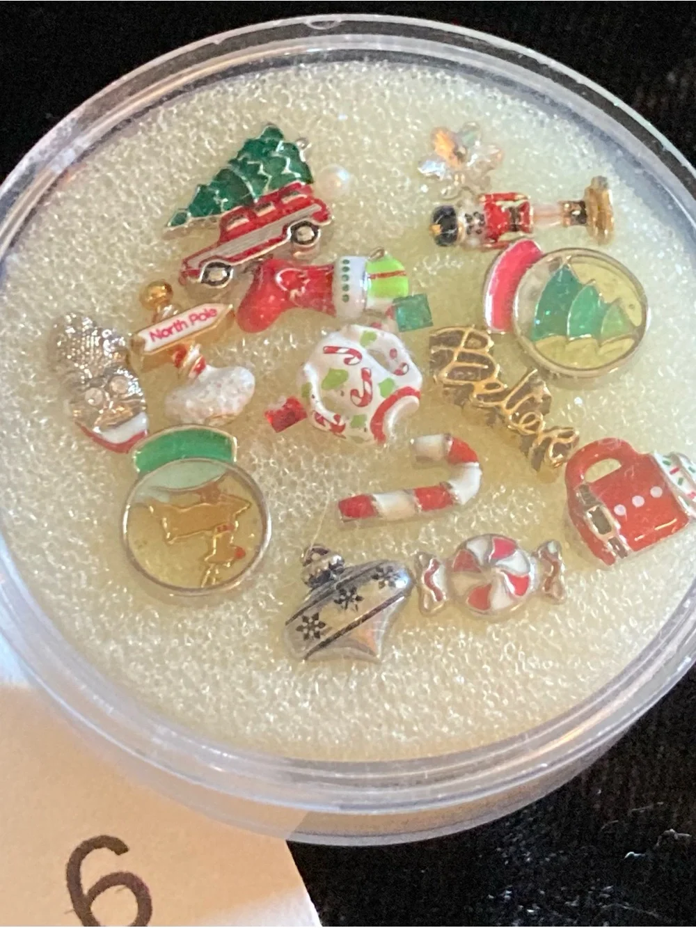 Origami Owl Red and Green Christmas Floating Charm Set